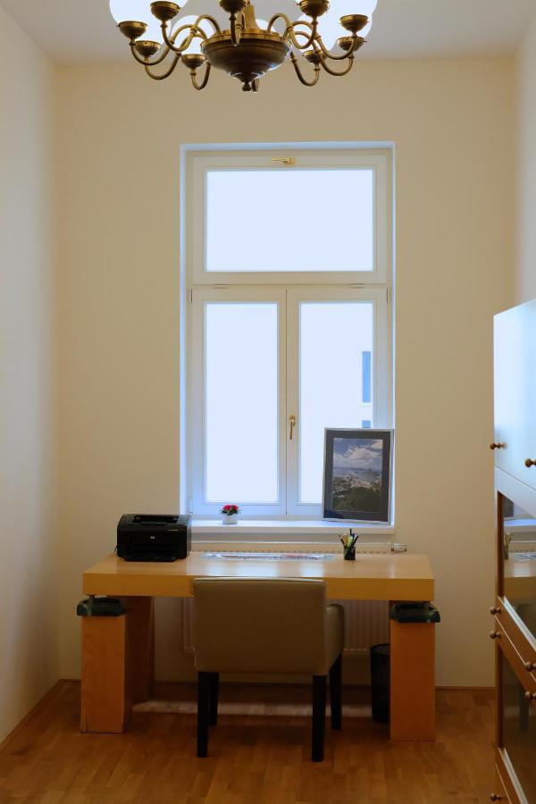 Kolonada Luxury 3 Bedroom Apartment Manes Mariënbad Buitenkant foto