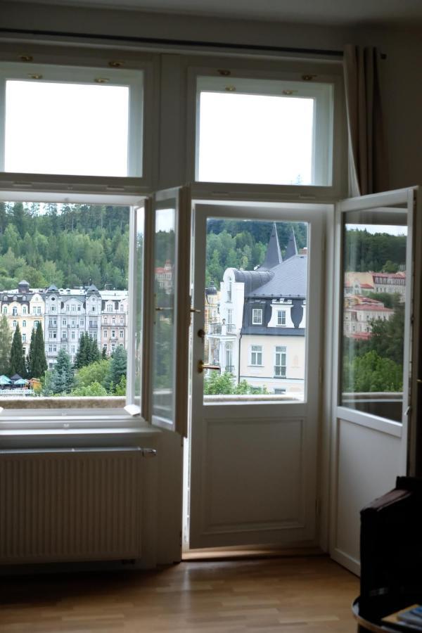 Kolonada Luxury 3 Bedroom Apartment Manes Mariënbad Buitenkant foto